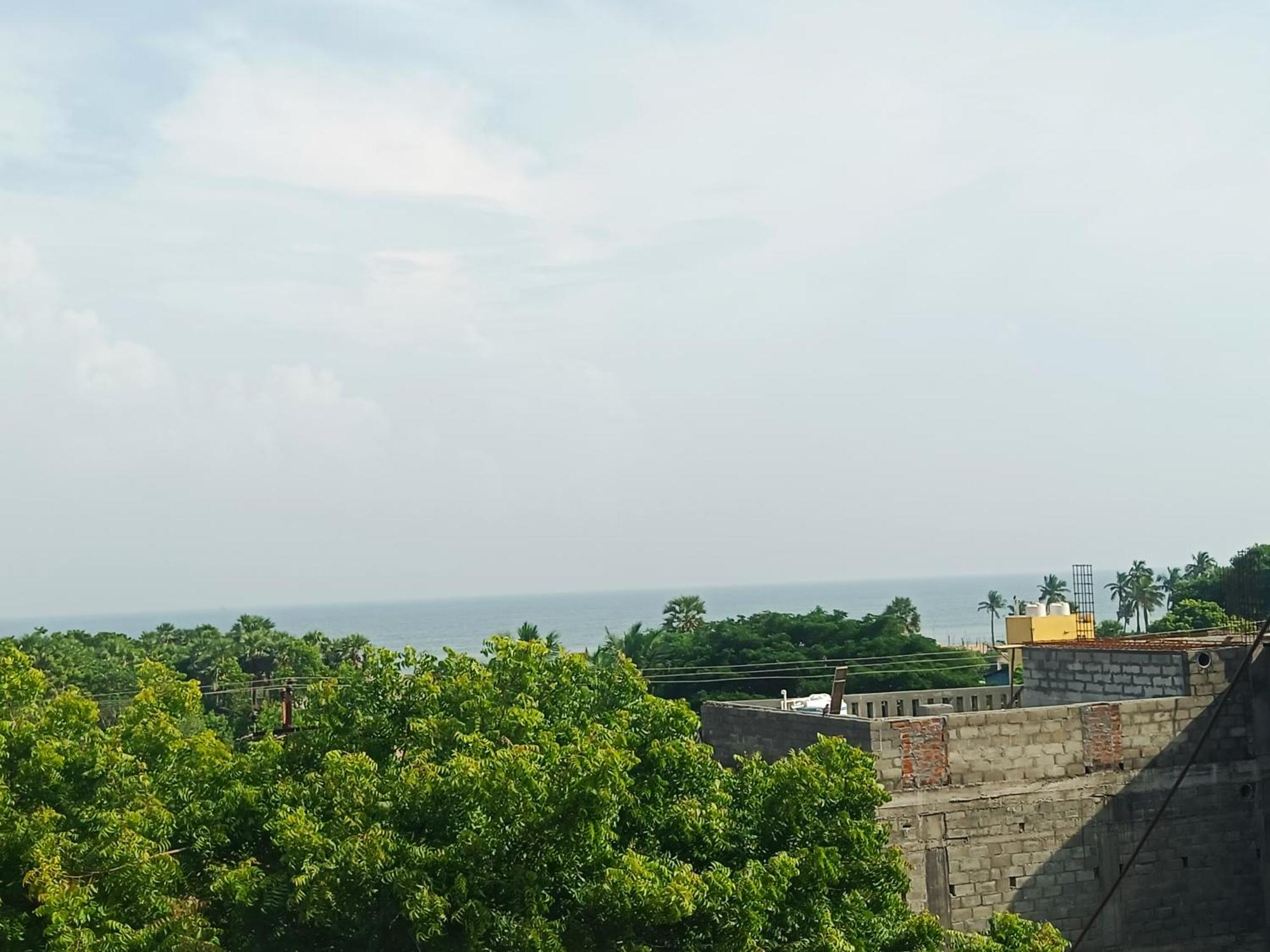 Le Holiday Inn Pondicherry Ngoại thất bức ảnh