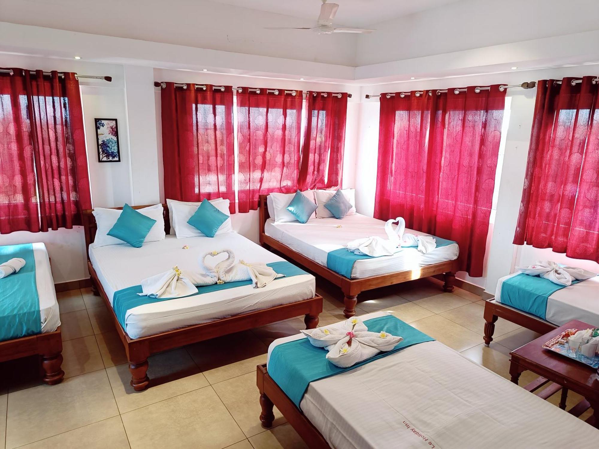 Le Holiday Inn Pondicherry Ngoại thất bức ảnh