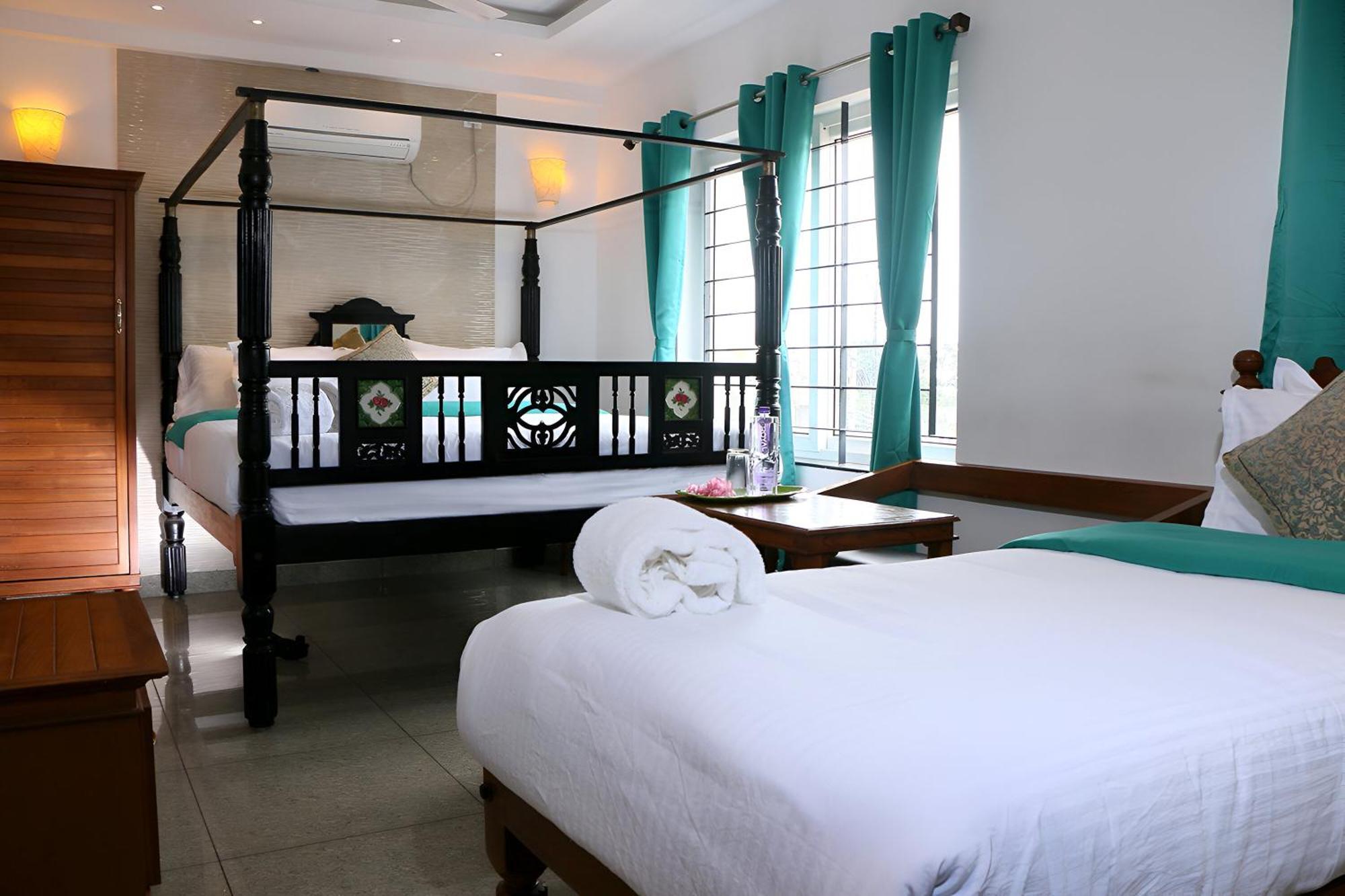 Le Holiday Inn Pondicherry Ngoại thất bức ảnh