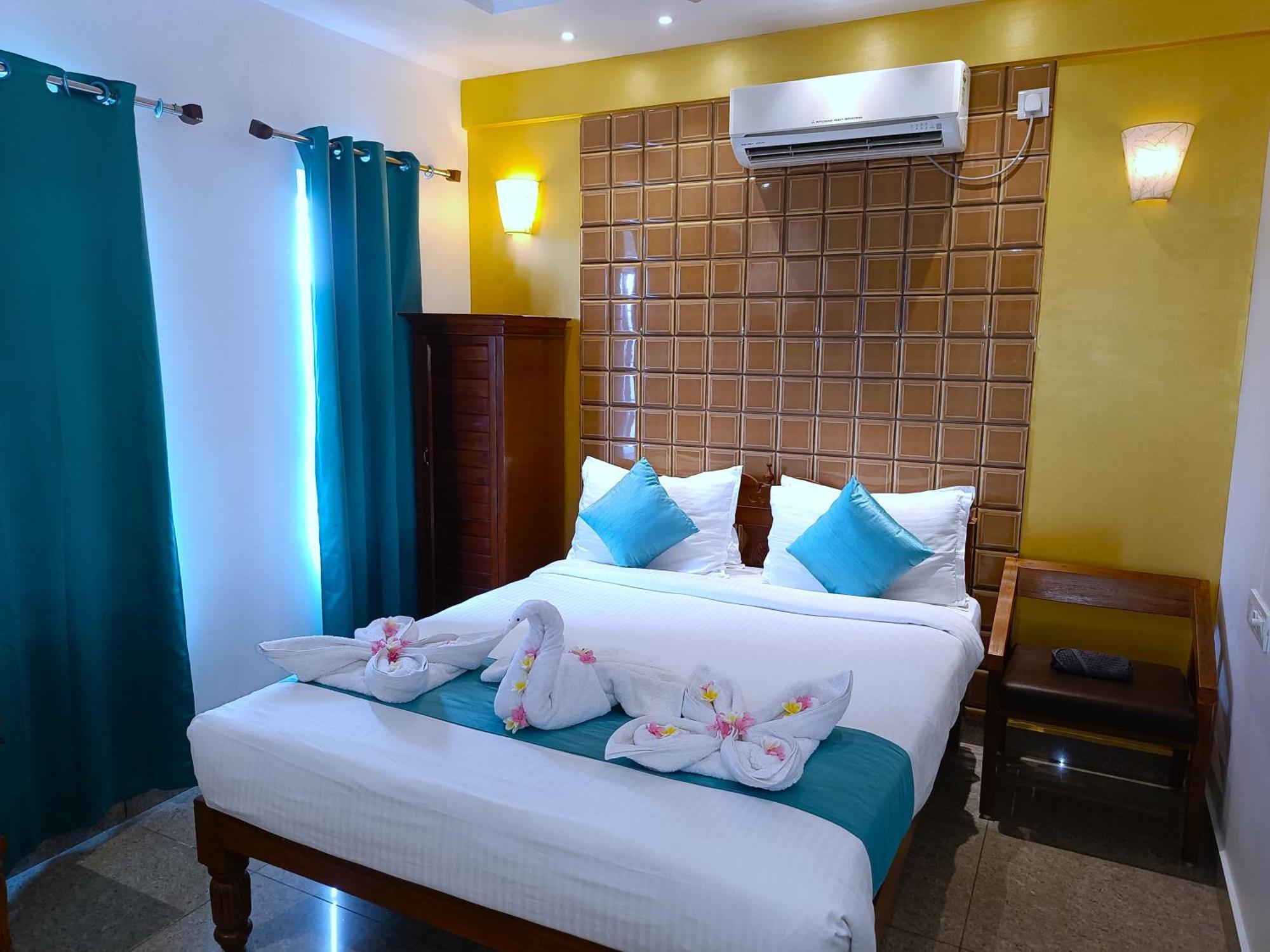 Le Holiday Inn Pondicherry Ngoại thất bức ảnh